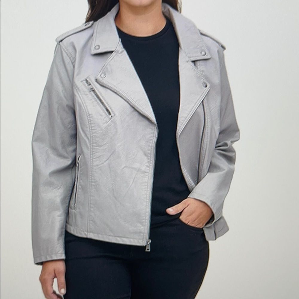 Levi’s women’s faux leather motorcycle jacket